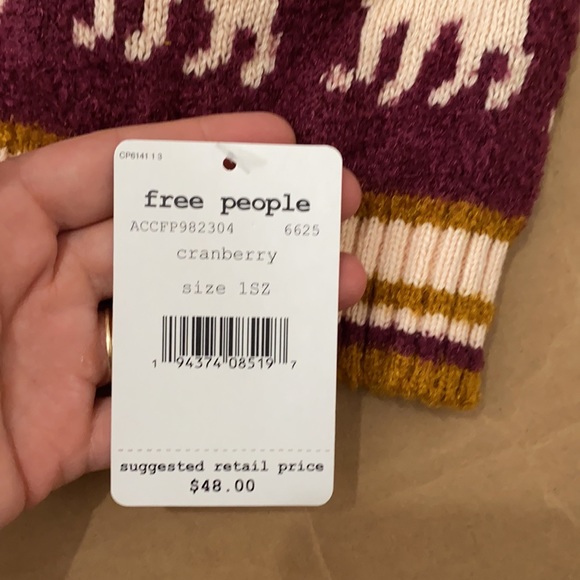 Free People Alpaca My Bags Pom Beanie Hat Nordic - Picture 5 of 5